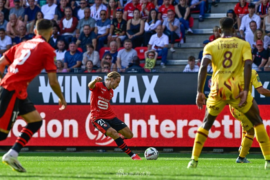 强调空间与 强调空间与