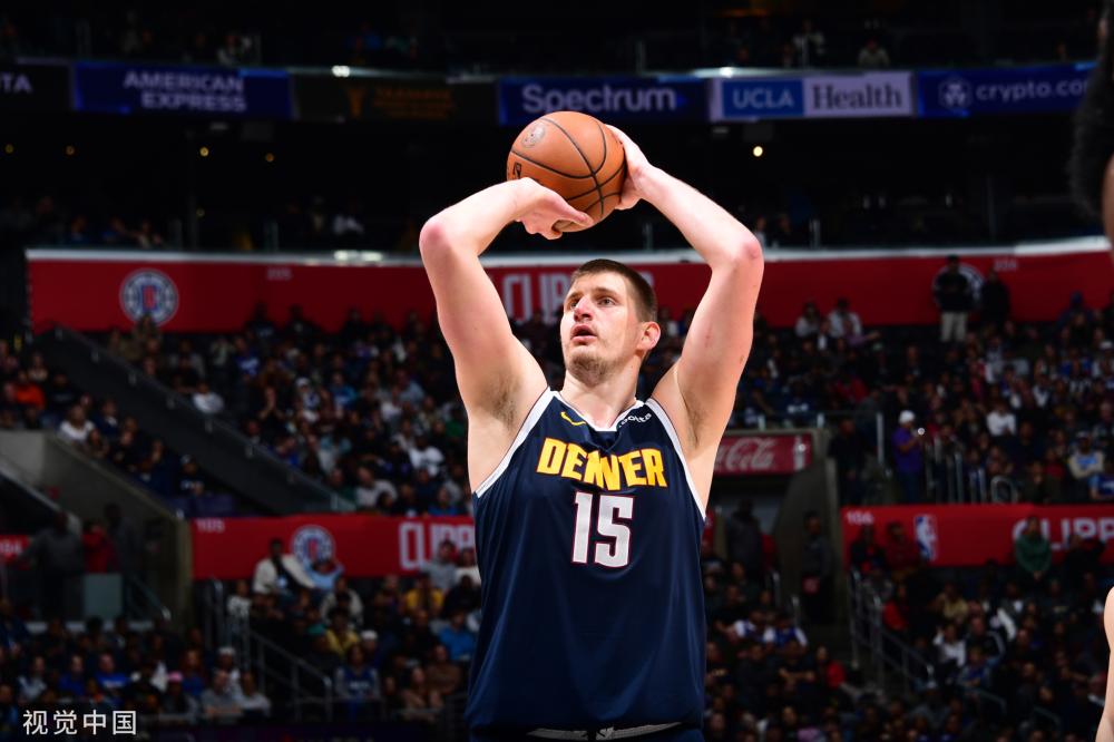 在这场充满 在这场充满