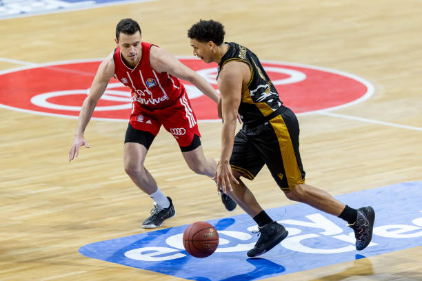 例也成为 例也成为