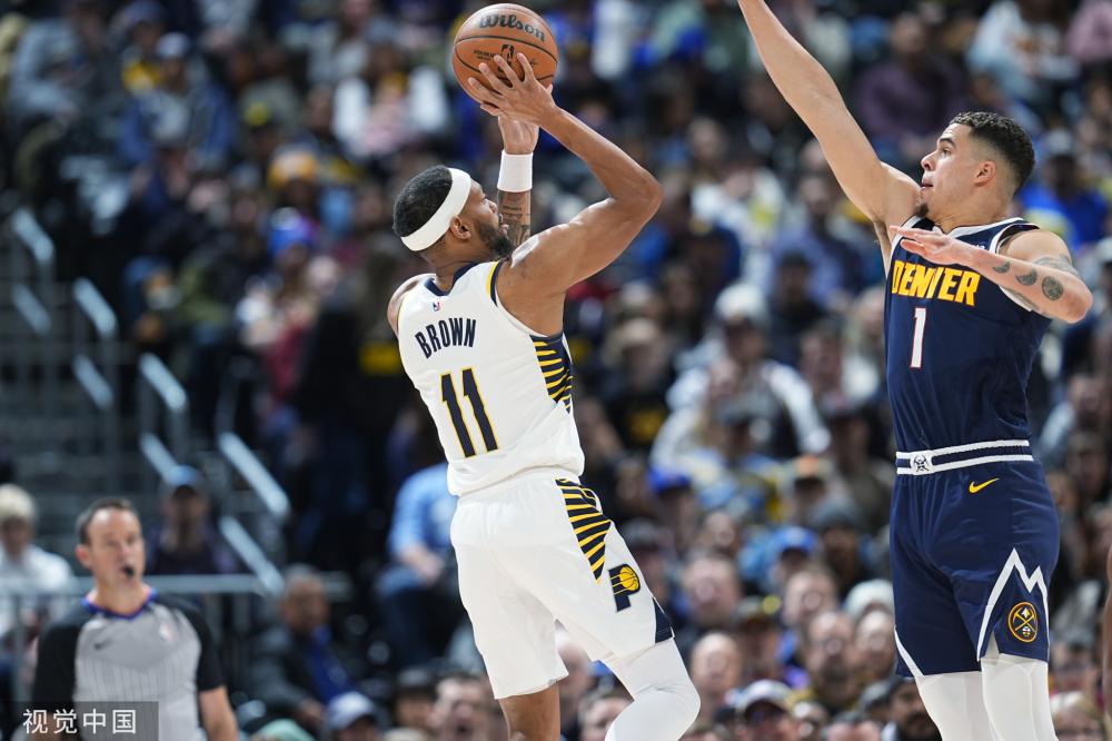 湖人队的三 湖人队的三