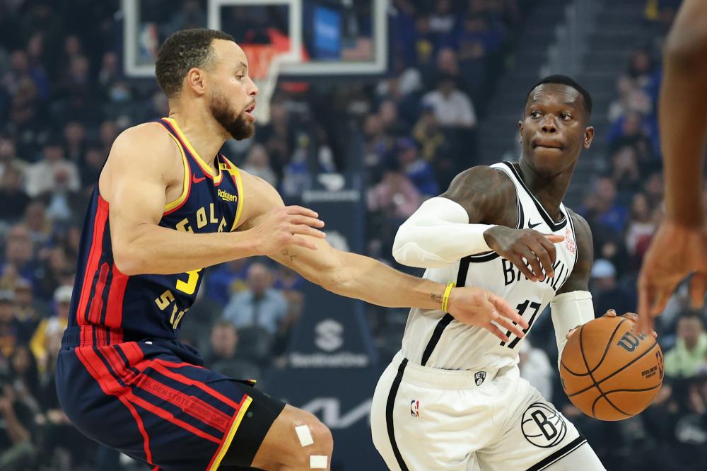 在场上我们 在场上我们